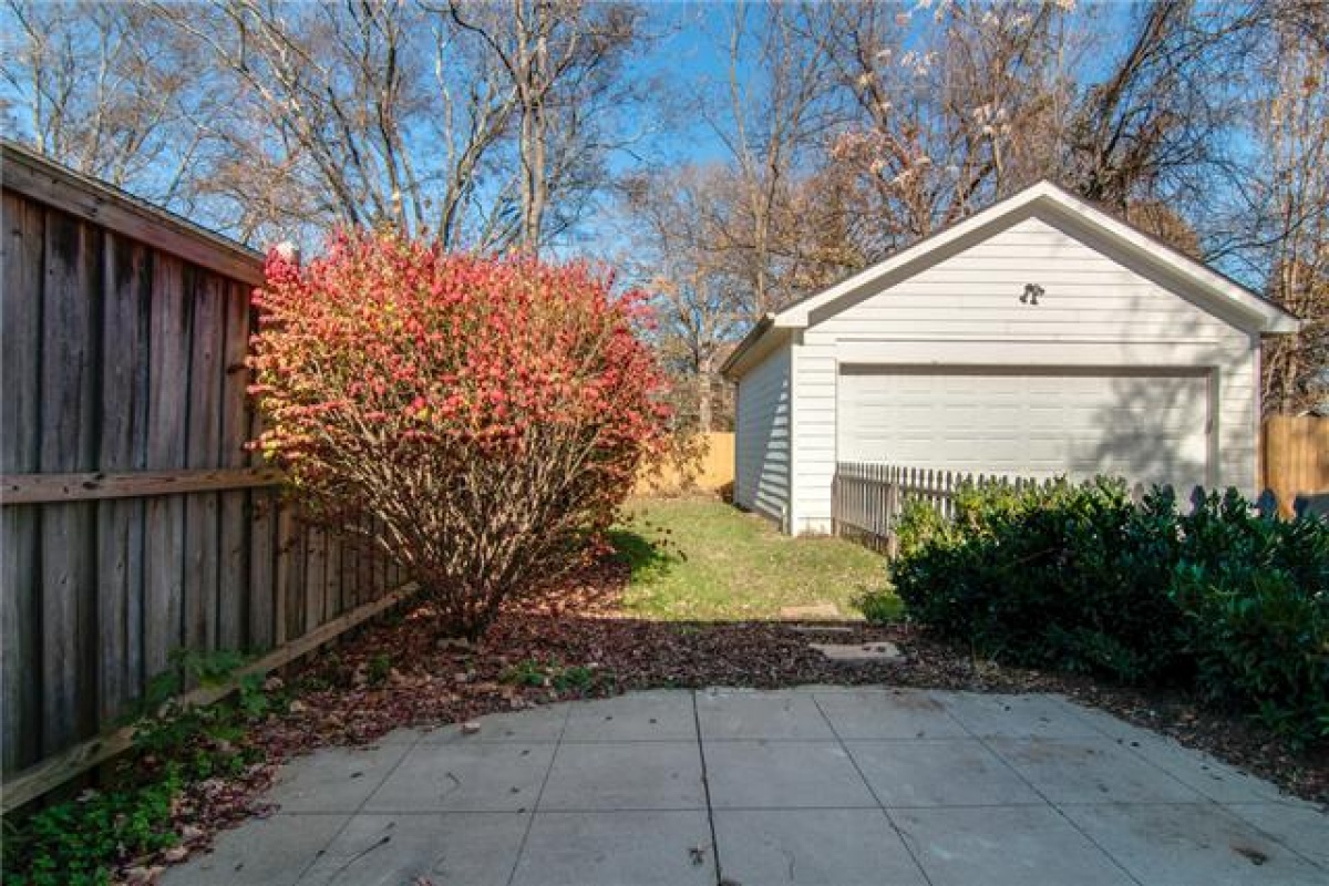 828A Clayton Ave, Nashville, Tennessee 37204, 3 Bedrooms Bedrooms, ,2 BathroomsBathrooms,Single Family Home,Sold Listings,Clayton Ave,1028
